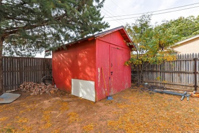 Come see this charming three-bedroom, two-bath home in Sundown on Sundown Municipal Golf Course in Texas - for sale on GolfHomes.com, golf home, golf lot