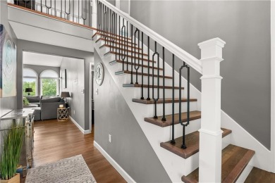 Looking for the perfect home in a golf community? This beautiful on Teetering Rocks Links in Missouri - for sale on GolfHomes.com, golf home, golf lot