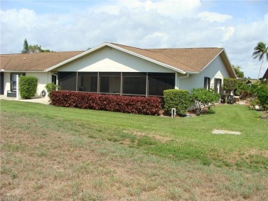 Gorgeous full 3 bedroom/ 2 bath villa in Lakewood on golf course on The Glades Golf and Country Club in Florida - for sale on GolfHomes.com, golf home, golf lot