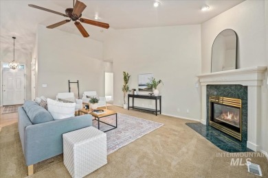 Looking for single level living in a convenient Eagle on Eagle Hills Golf Course in Idaho - for sale on GolfHomes.com, golf home, golf lot