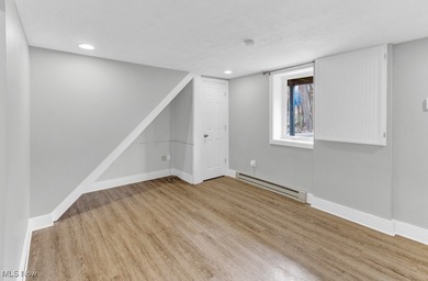 Welcome to your cozy Lake Mohawk retreat! This updated home sits on Lake Mohawk Golf Club in Ohio - for sale on GolfHomes.com, golf home, golf lot