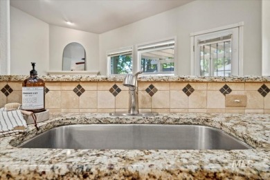 Looking for single level living in a convenient Eagle on Eagle Hills Golf Course in Idaho - for sale on GolfHomes.com, golf home, golf lot