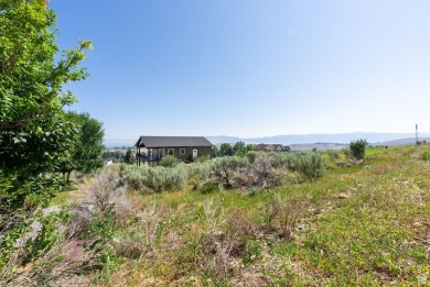 Discover the charm of this beautiful cabin located near the on Bear Lake Golf Course in Utah - for sale on GolfHomes.com, golf home, golf lot