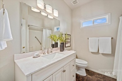 Looking for single level living in a convenient Eagle on Eagle Hills Golf Course in Idaho - for sale on GolfHomes.com, golf home, golf lot