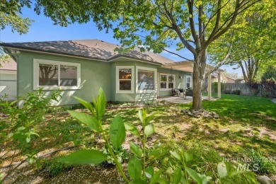 Looking for single level living in a convenient Eagle on Eagle Hills Golf Course in Idaho - for sale on GolfHomes.com, golf home, golf lot