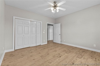 Beautiful Townhome in King's Grant II - Gated Golf Community! on Kings Grant Golf and Country Club in North Carolina - for sale on GolfHomes.com, golf home, golf lot