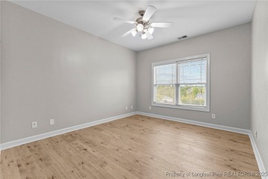 Beautiful Townhome in King's Grant II - Gated Golf Community! on Kings Grant Golf and Country Club in North Carolina - for sale on GolfHomes.com, golf home, golf lot