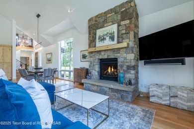 Convenience and comfort come together in this well-maintained on Huntsman Springs Golf Club in Idaho - for sale on GolfHomes.com, golf home, golf lot