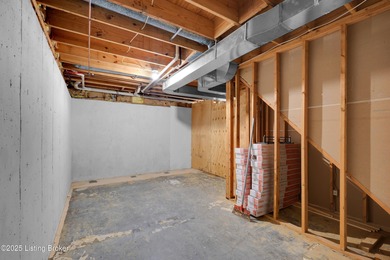 OPEN HOUSE THIS SATURDAY 01/31 FROM 10AM-12PM! Here's your on Eagle Creek Golf Course in Kentucky - for sale on GolfHomes.com, golf home, golf lot