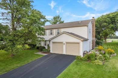 Cress Creek on the golf course! Enjoy this updated & spacious on Cress Creek Country Club in Illinois - for sale on GolfHomes.com, golf home, golf lot