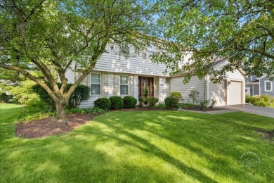Cress Creek on the golf course! Enjoy this updated & spacious on Cress Creek Country Club in Illinois - for sale on GolfHomes.com, golf home, golf lot