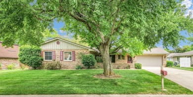 Wow! What a transformation! Freshly updated with a redesigned on Monticello Golf Course in Illinois - for sale on GolfHomes.com, golf home, golf lot