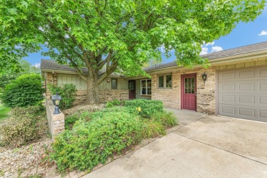 Wow! What a transformation! Freshly updated with a redesigned on Monticello Golf Course in Illinois - for sale on GolfHomes.com, golf home, golf lot