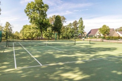 Welcome to this spacious 4 bed, 3.5 bath home tucked away in the on Windstone Golf Club in Tennessee - for sale on GolfHomes.com, golf home, golf lot