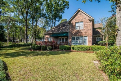 This is a beautiful brick home with loads of curb appeal in the on Litchfield Country Club in South Carolina - for sale on GolfHomes.com, golf home, golf lot