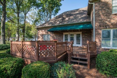 This is a beautiful brick home with loads of curb appeal in the on Litchfield Country Club in South Carolina - for sale on GolfHomes.com, golf home, golf lot