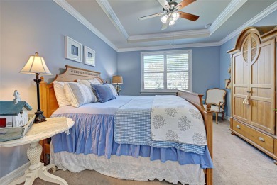 PRICED TO SELL, IT HAD A MAJOR PRICE REDUCTION! This on Sarasota National Golf Club in Florida - for sale on GolfHomes.com, golf home, golf lot