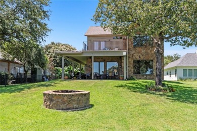 Cozy remodeled 4 bedroom 3 bath lakehouse featuring large on Pinnacle Golf and Boat Club in Texas - for sale on GolfHomes.com, golf home, golf lot