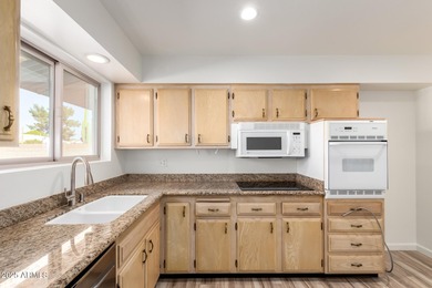 Beautifully updated home in Sun City's 55+ community. Fresh on Sun City Lakes West and East in Arizona - for sale on GolfHomes.com, golf home, golf lot