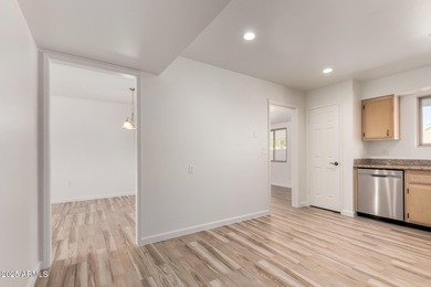 Beautifully updated home in Sun City's 55+ community. Fresh on Sun City Lakes West and East in Arizona - for sale on GolfHomes.com, golf home, golf lot