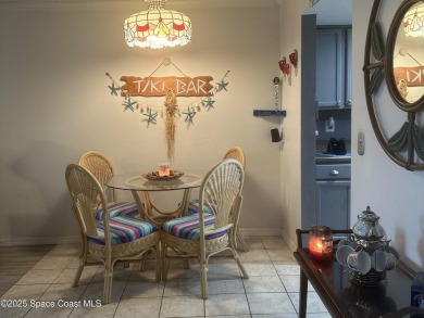 Charming single story, 2 bedroom, 2 bath condo nestled right on Mallards Landing Golf Course in Florida - for sale on GolfHomes.com, golf home, golf lot