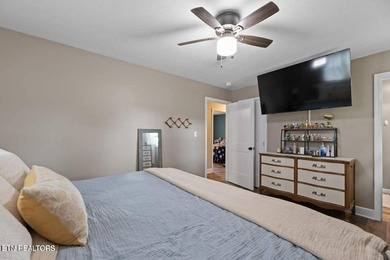 Welcome to this well maintained turn key home featuring 3 on  in Tennessee - for sale on GolfHomes.com, golf home, golf lot