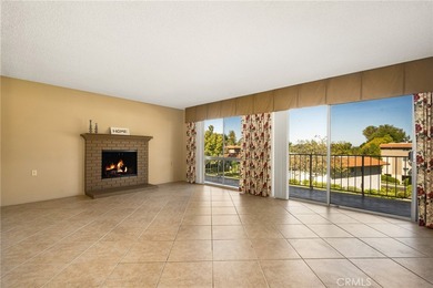 Welcome to this lovely 2 BD 2 BA Castilla model in the on Laguna Woods Village Golf Course in California - for sale on GolfHomes.com, golf home, golf lot