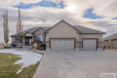 $5000 credit offered to buyer!!!  Welcome to this gorgeous home on Jefferson Hills Golf Course in Idaho - for sale on GolfHomes.com, golf home, golf lot