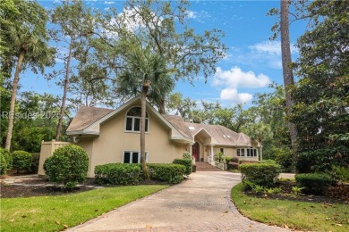 This timeless residence in Long Cove is a true blend of on Long Cove Club in South Carolina - for sale on GolfHomes.com, golf home, golf lot