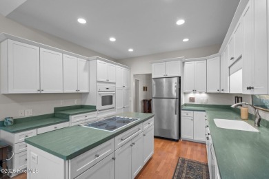 Ideally situated in the heart of Pinehurst No.6, tucked in the on Pinehurst  No. 6 Golf Course in North Carolina - for sale on GolfHomes.com, golf home, golf lot