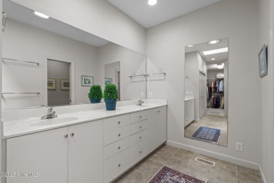 Ideally situated in the heart of Pinehurst No.6, tucked in the on Pinehurst  No. 6 Golf Course in North Carolina - for sale on GolfHomes.com, golf home, golf lot