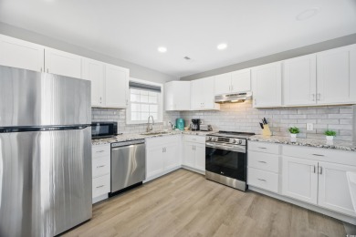 Welcome to your fully furnished dream home in the heart of North on Beachwood Golf Club in South Carolina - for sale on GolfHomes.com, golf home, golf lot