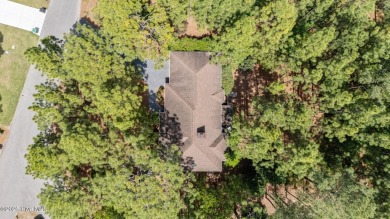 Ideally situated in the heart of Pinehurst No.6, tucked in the on Pinehurst  No. 6 Golf Course in North Carolina - for sale on GolfHomes.com, golf home, golf lot