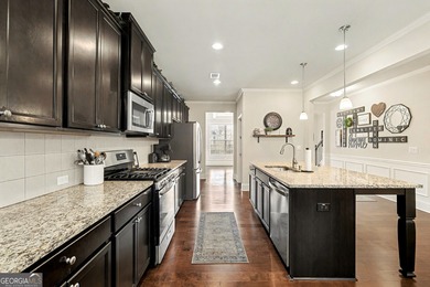 STUNNING 5BD/3BA HOME IN THE PRESTIGIOUS MIRROR LAKE GOLF on Mirror Lake Golf Club in Georgia - for sale on GolfHomes.com, golf home, golf lot