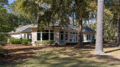 This beautifully maintained home is the ideal retreat with on Callawassie Island Club in South Carolina - for sale on GolfHomes.com, golf home, golf lot
