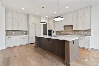 Welcome to the Sherwood by Tresidio homes. 2808 sq ft home on Falcon Crest Golf Club in Idaho - for sale on GolfHomes.com, golf home, golf lot