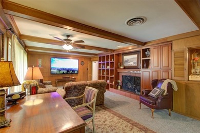 Luxurious brick home on the prestigious Texarkana Country Club on Texarkana Golf and Country Club in Arkansas - for sale on GolfHomes.com, golf home, golf lot