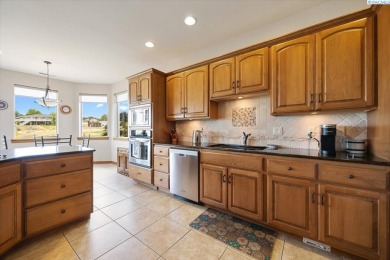 MLS# Elegant Golf Course Living in the Heart of Horn Rapids on Horn Rapids Golf Club in Washington - for sale on GolfHomes.com, golf home, golf lot
