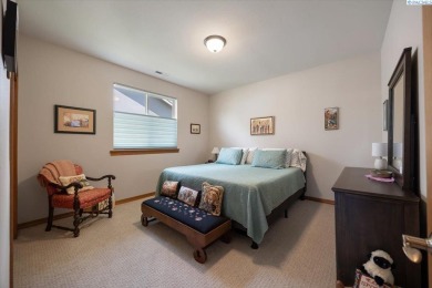 MLS# Elegant Golf Course Living in the Heart of Horn Rapids on Horn Rapids Golf Club in Washington - for sale on GolfHomes.com, golf home, golf lot