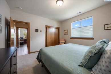 MLS# Elegant Golf Course Living in the Heart of Horn Rapids on Horn Rapids Golf Club in Washington - for sale on GolfHomes.com, golf home, golf lot