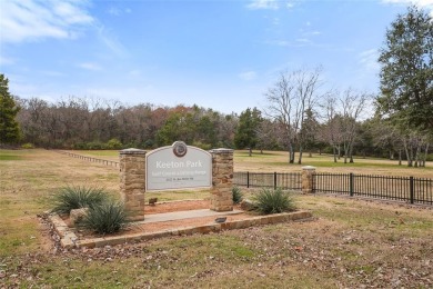 Wonderful home located near parks, golf course and easy access on Keeton Park Golf Course in Texas - for sale on GolfHomes.com, golf home, golf lot