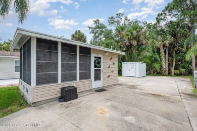 Assumable mortgage available--move in with ease and enjoy on The Great Outdoors Golf and Country Club in Florida - for sale on GolfHomes.com, golf home, golf lot
