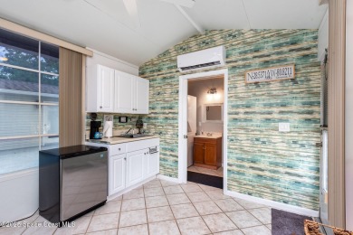 Assumable mortgage available--move in with ease and enjoy on The Great Outdoors Golf and Country Club in Florida - for sale on GolfHomes.com, golf home, golf lot