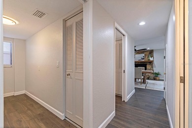 NO FLOODING OR HURRICANE DAMAGE Ultimate peace of mind awaits in on Seminole Lake Country Club in Florida - for sale on GolfHomes.com, golf home, golf lot