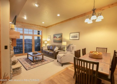 This fully furnished second floor, 2-bedroom, 2-bathroom on Teton Springs Resort and Club in Idaho - for sale on GolfHomes.com, golf home, golf lot