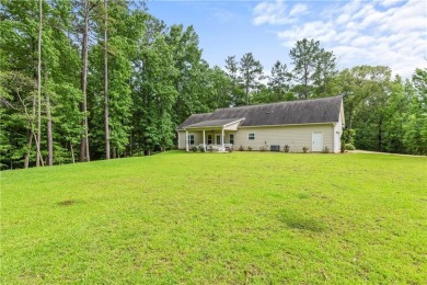 Welcome to this beautiful one-story Stillwaters home, perfectly on Stillwaters Golf and Country Club in Alabama - for sale on GolfHomes.com, golf home, golf lot