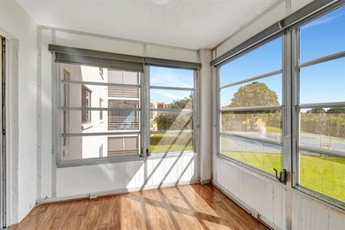 Move-in-ready 2-bed, 2-bath condo. Enjoy the benefits of a on Boca Dunes Golf and Country Club in Florida - for sale on GolfHomes.com, golf home, golf lot