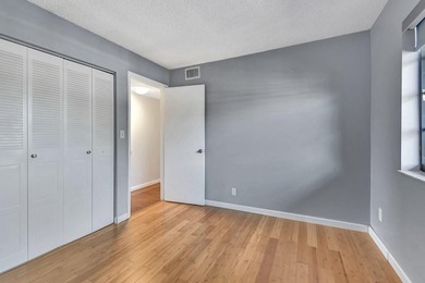 Move-in-ready 2-bed, 2-bath condo. Enjoy the benefits of a on Boca Dunes Golf and Country Club in Florida - for sale on GolfHomes.com, golf home, golf lot