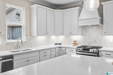 Everlee is Hoover's HOTTEST neighborhood and this is your chance on Riverchase Country Club in Alabama - for sale on GolfHomes.com, golf home, golf lot