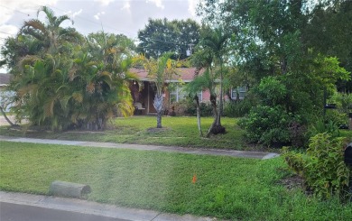 Family Estate home with over 2,000 s/f of living space on Bayou Golf Club in Florida - for sale on GolfHomes.com, golf home, golf lot